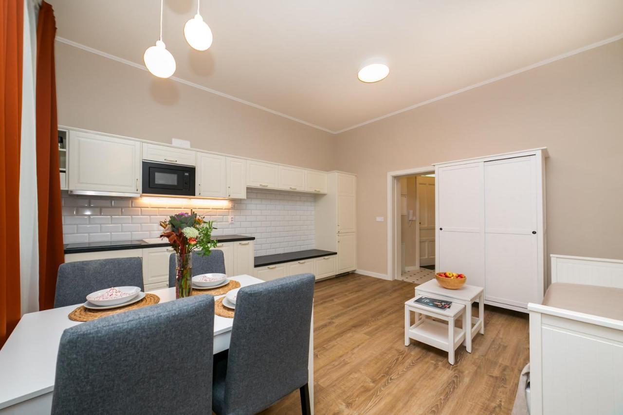 New Studio 3 - Self Check In, Parking Possible, Weekend Free Parking Bratislava Exterior foto
